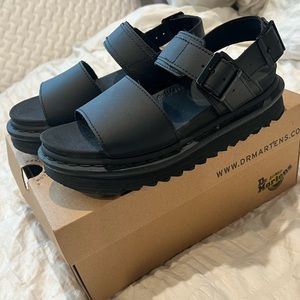 Dr Martens Voss Sandals